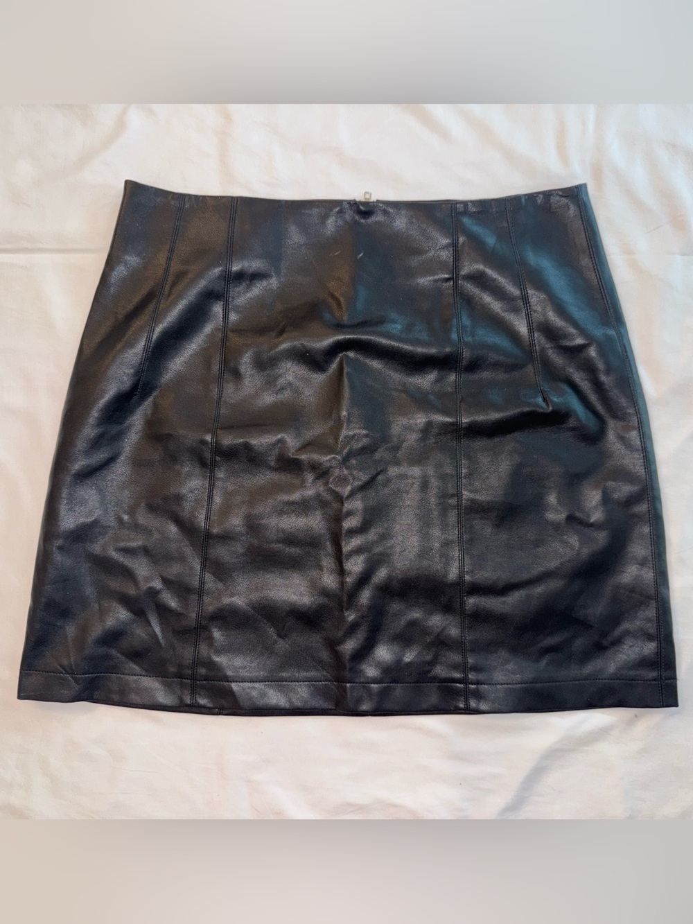 Fashion on Earth Black Faux Leather Mini Skirt | Size Large - Picture 1 of 3